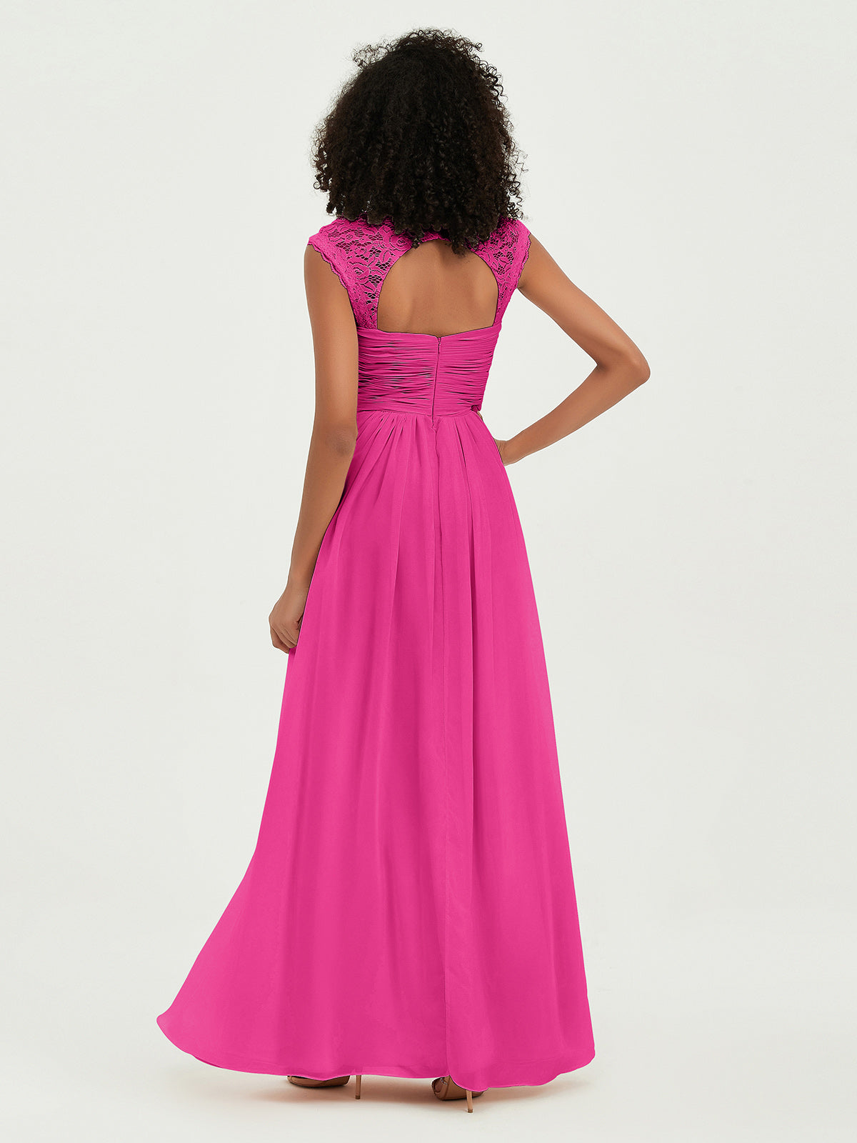 Vestidos de chiffon con escote en corazón y mangas cap de encaje Fucsia