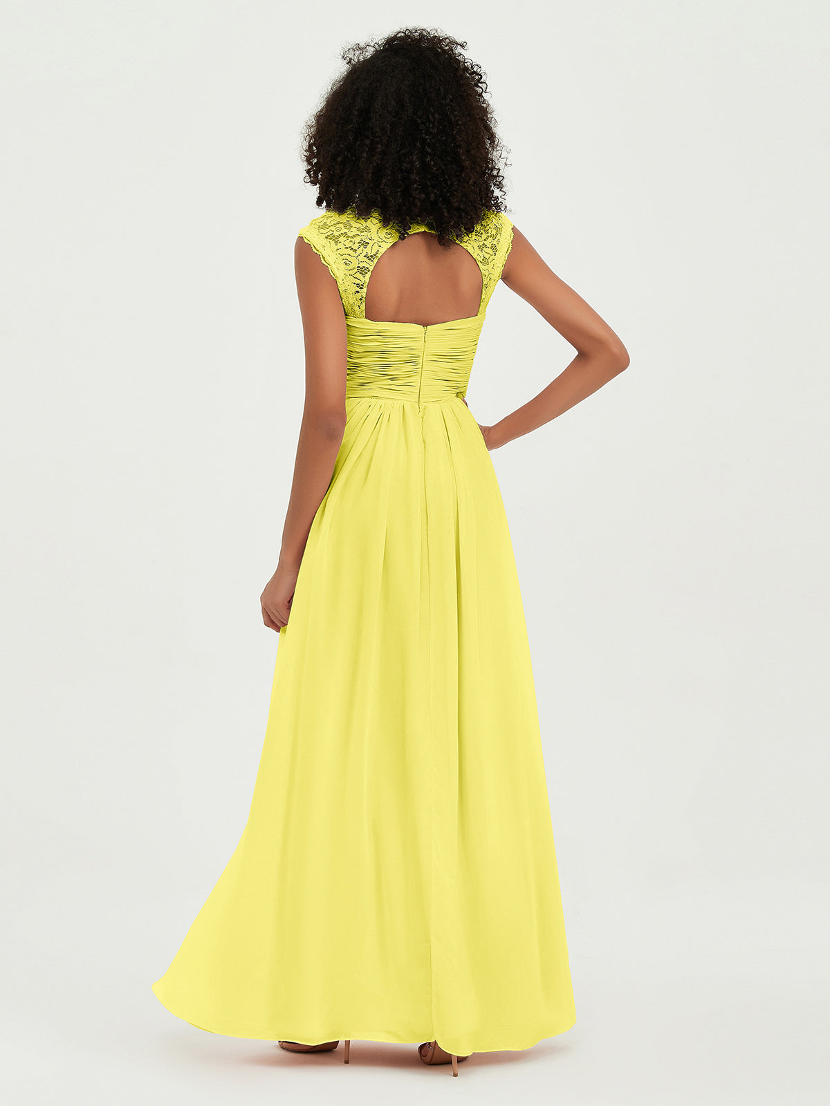 Vestidos de chiffon con escote en corazón y mangas cap de encaje Limón