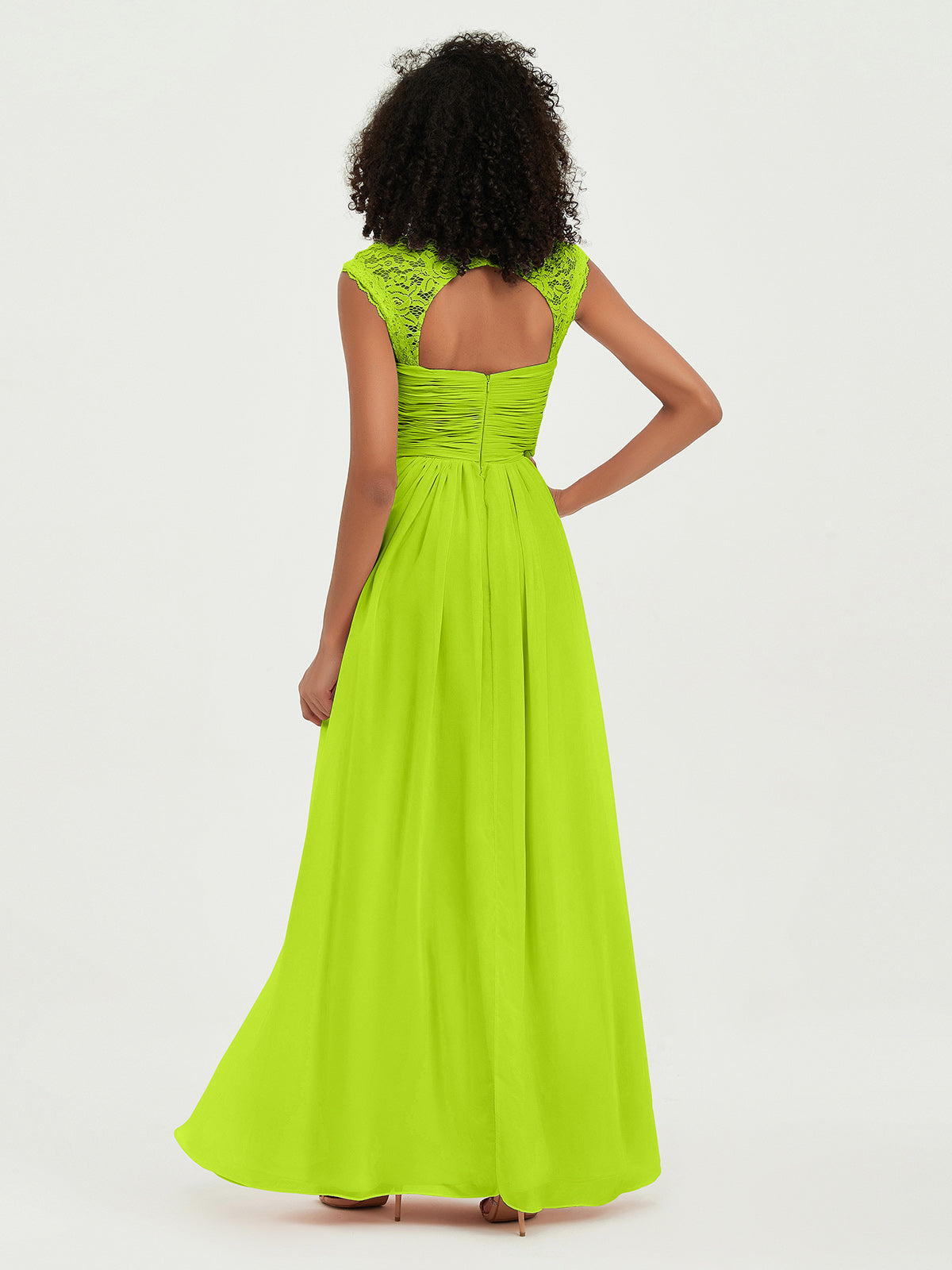 Vestidos de chiffon con escote en corazón y mangas cap de encaje Verde Lima