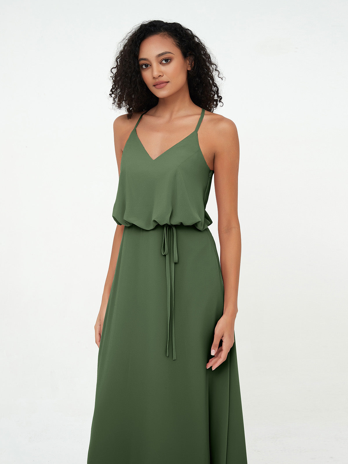 Vestidos de dama de honor de chiffon con tirantes spaghetti y escote en V Verde Oliva