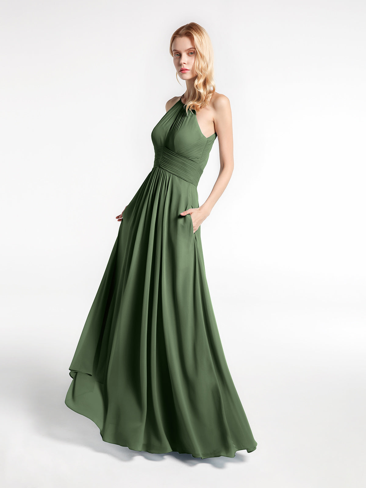 Vestido de chiffon con cuello halter y abertura en forma de cerradura con bolsillos Verde Oliva Tallas Grandes