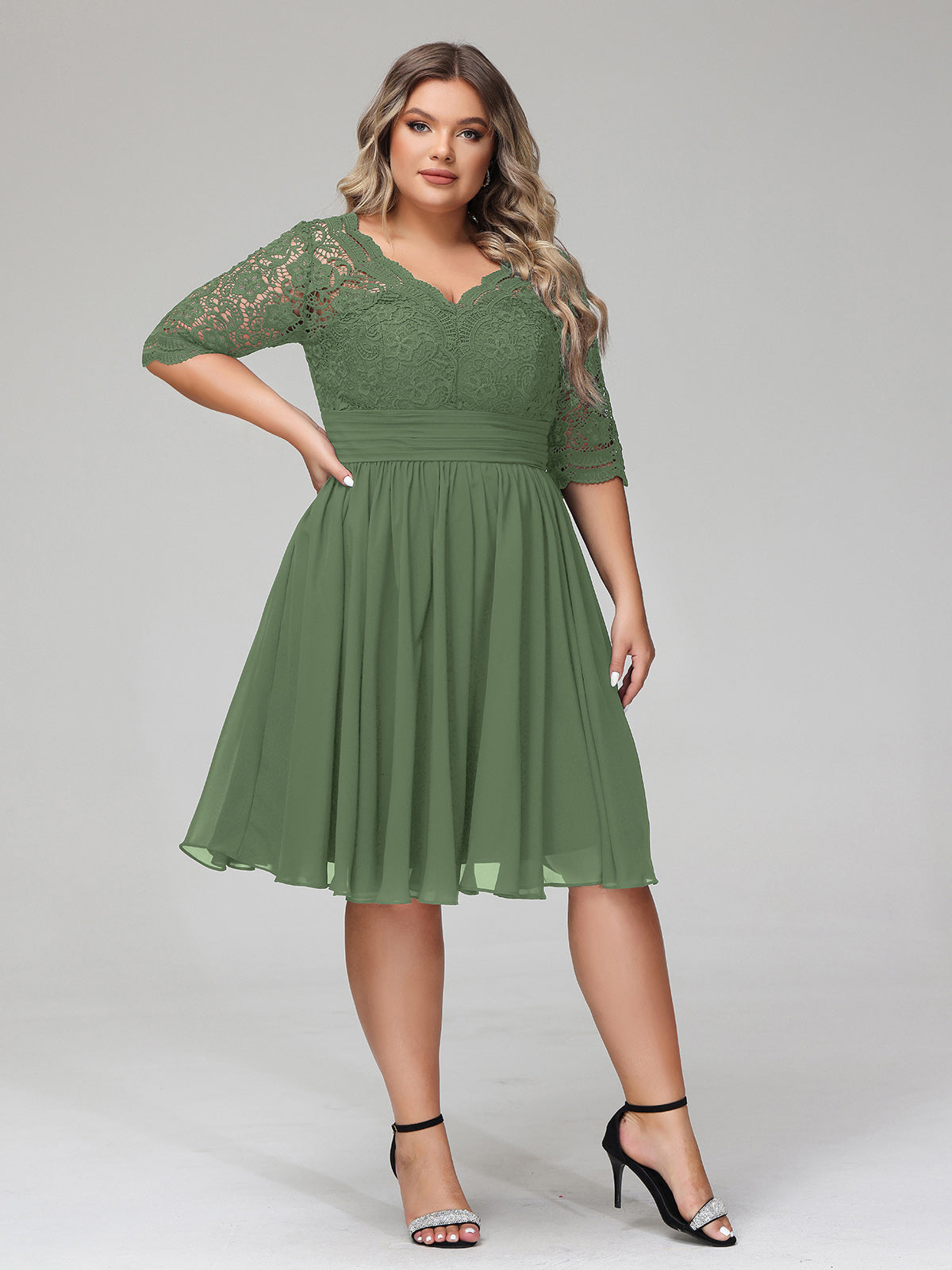 Alexia Encaje Y Gasa Vestido Corto Con Media Manga Verde Oliva Tallas Grandes