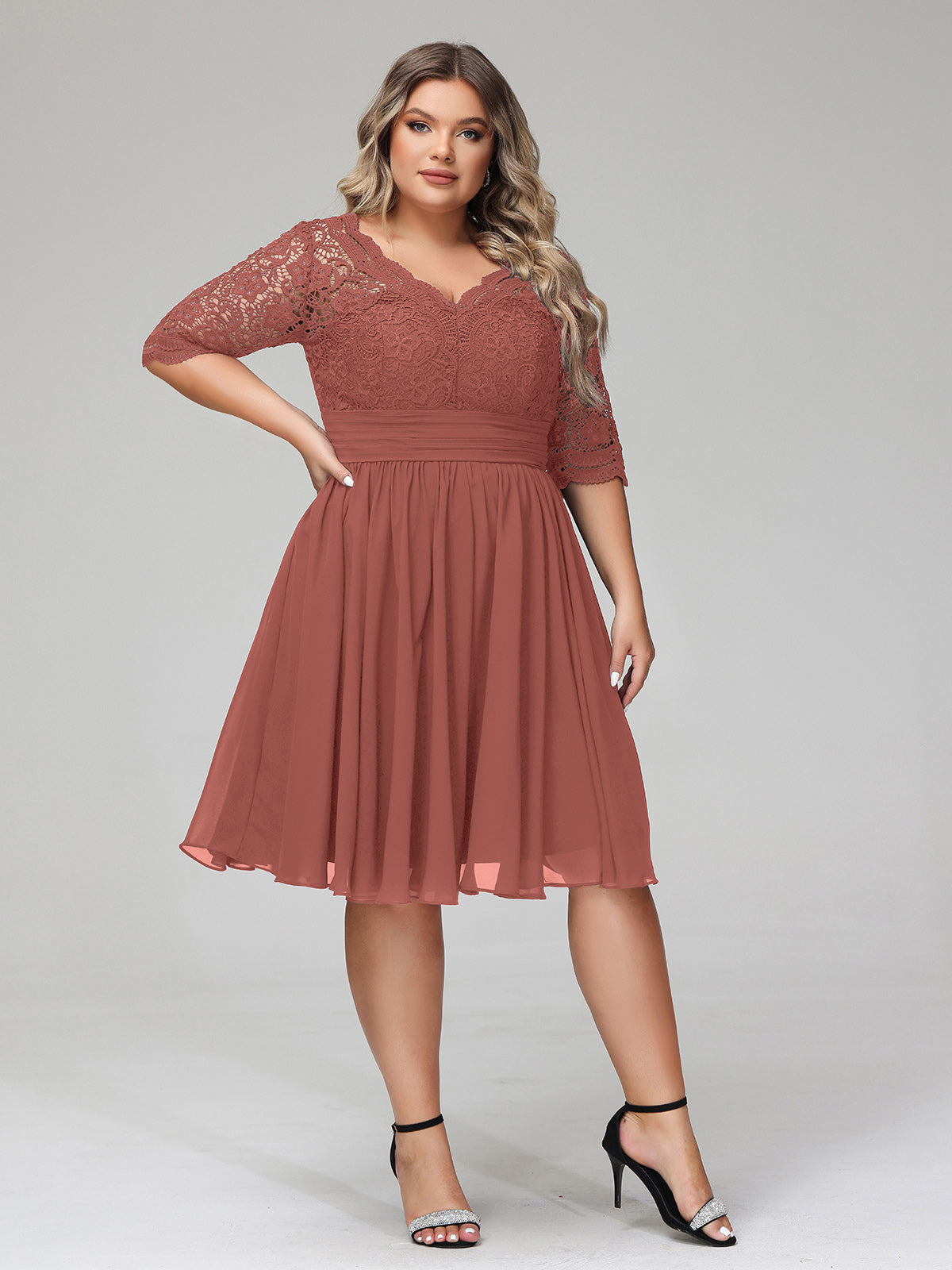 Alexia Encaje Y Gasa Vestido Corto Con Media Manga Terracota Tallas Grandes