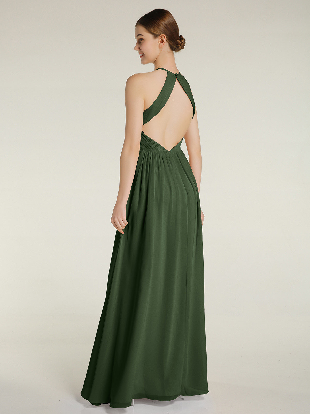 Vestidos de chiffon estilo halter con cuerpo plisado Verde Oliva Tallas Grandes