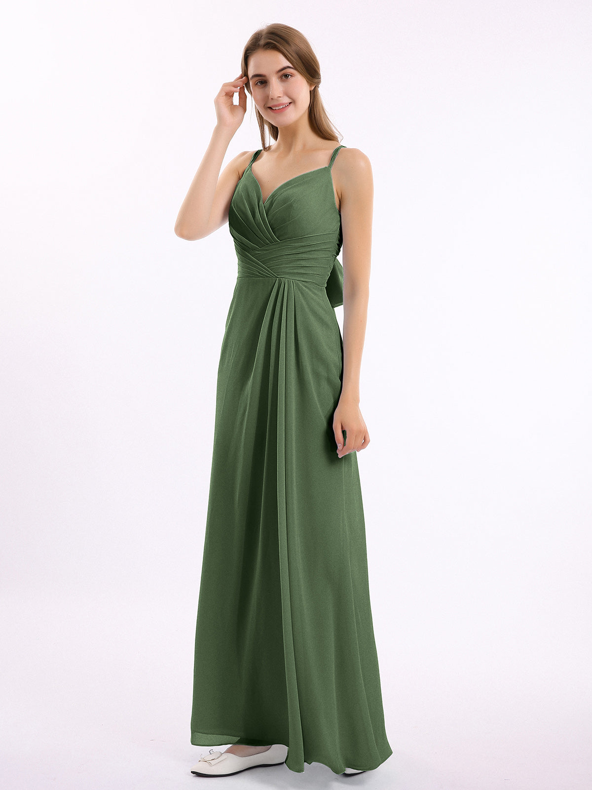 Vestido de chiffon con escote en corazón y doble tirante Verde Oliva Tallas Grandes