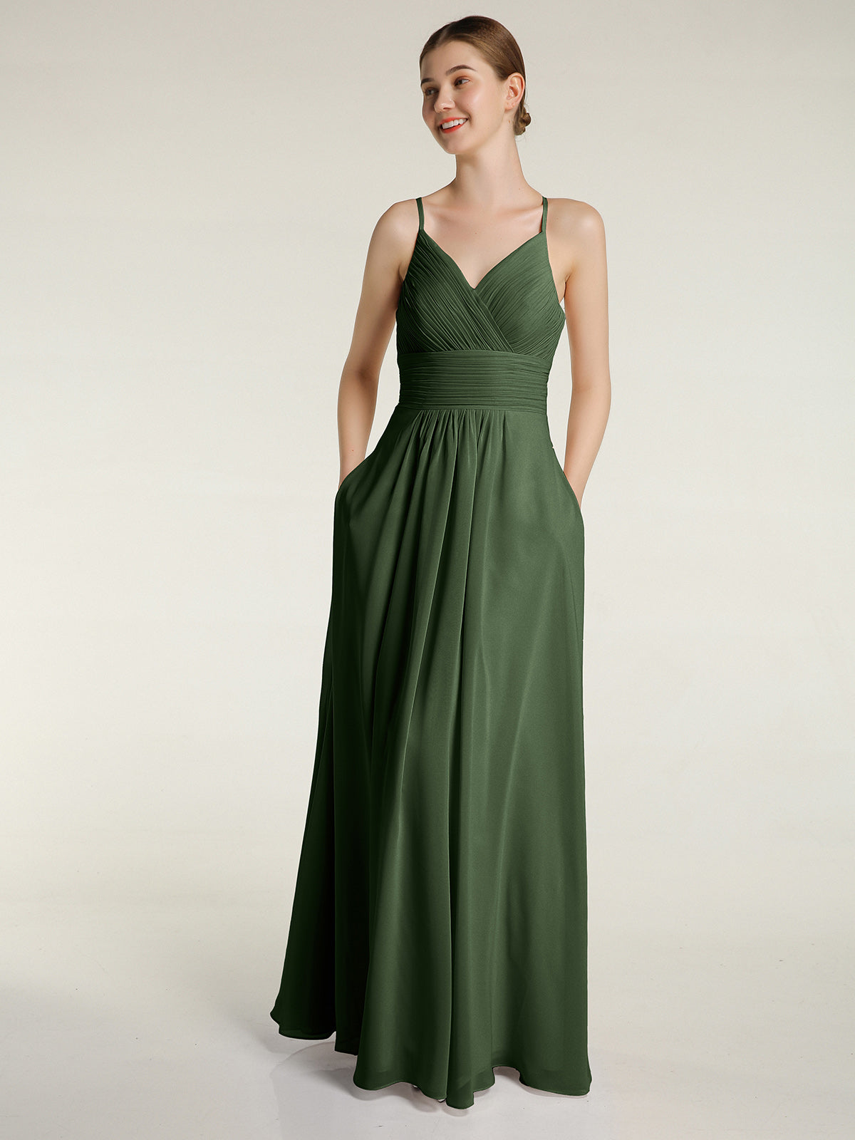 Vestido de chiffon con tirantes finos y escote en V con bolsillos Verde Oliva Tallas Grandes