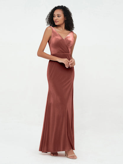 Vestidos máximos de terciopelo estilo sirena con escote en V Terracota