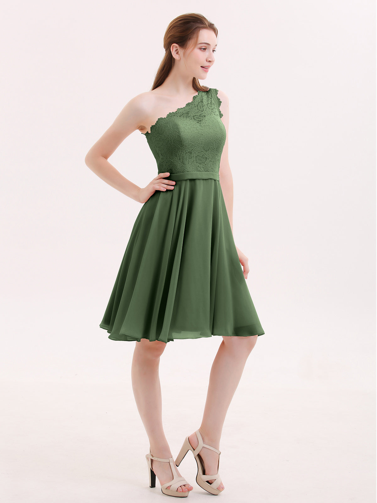 Cheryl Un Hombro Corte Encaje Vestido De Dama De Honor Verde Oliva Tallas Grandes