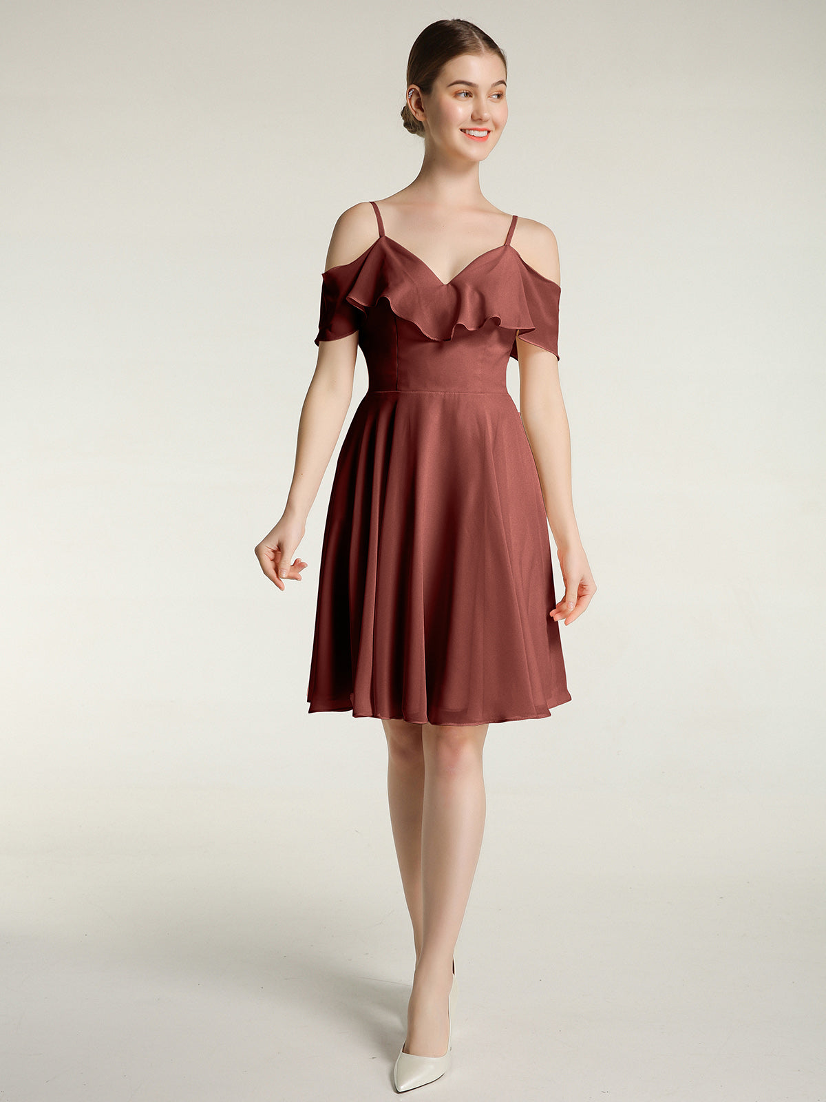 Vestidos cortos con escote en corazón y mangas con volantes Terracota