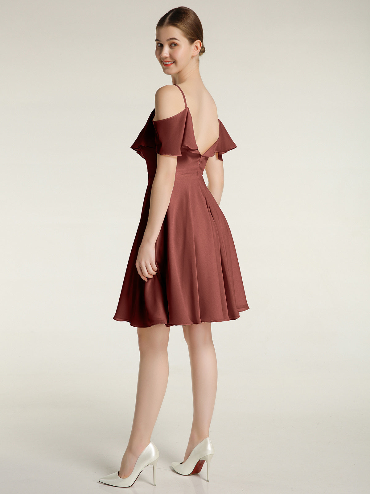 Vestidos cortos con escote en corazón y mangas con volantes Terracota