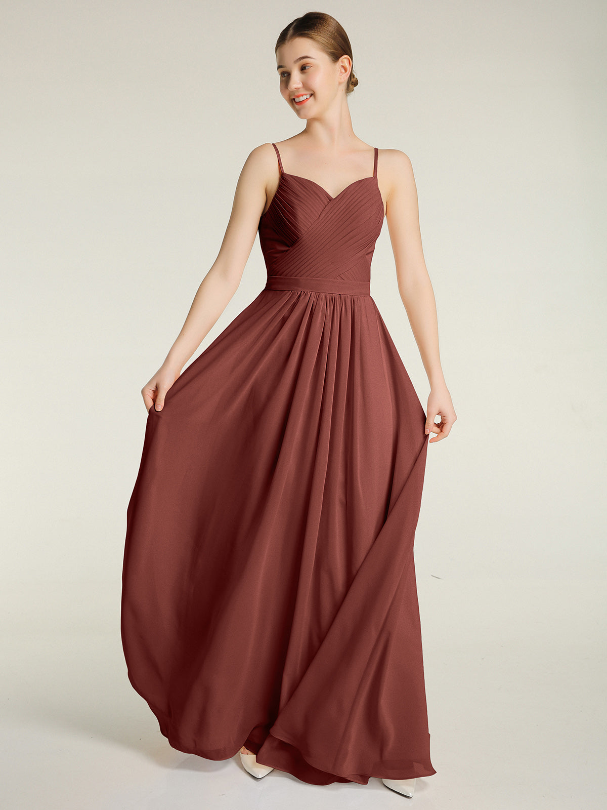 Vestidos con cuerpo plisado y tirantes finos cruzados Terracota