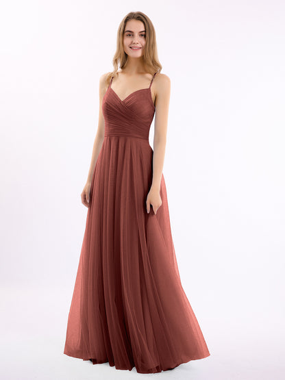 Vestido largo de tul con tirantes finos y escote en corazón Terracota