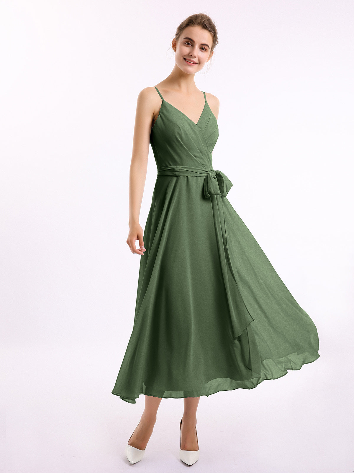 Vestido de longitud T con tirantes finos y lazo de cinturón Verde Oliva Tallas Grandes