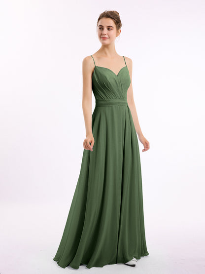 Vestido de chiffon con tirantes finos y escote en corazón Verde Oliva Tallas Grandes
