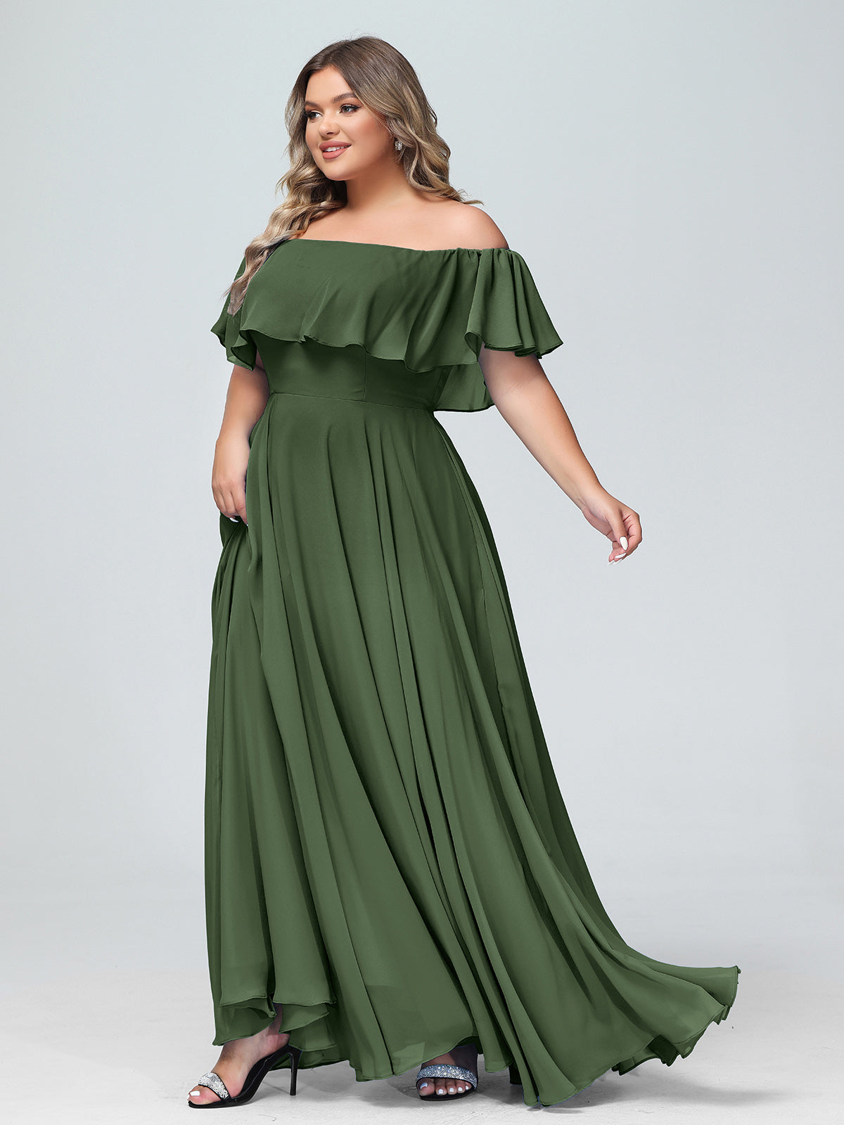 Vestido largo de chiffon con hombros descubiertos Verde Oliva Tallas Grandes