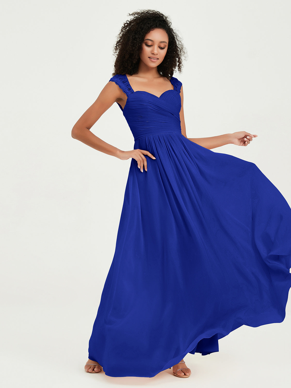 Vestidos de chiffon con escote en corazón y mangas cap de encaje Azul Royal