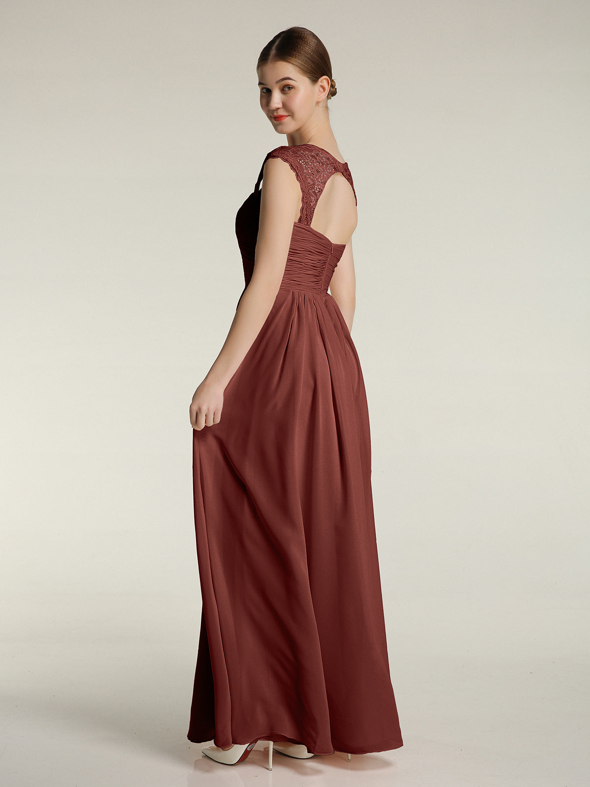 Vestidos de chiffon con escote en corazón y mangas cap de encaje Terracota