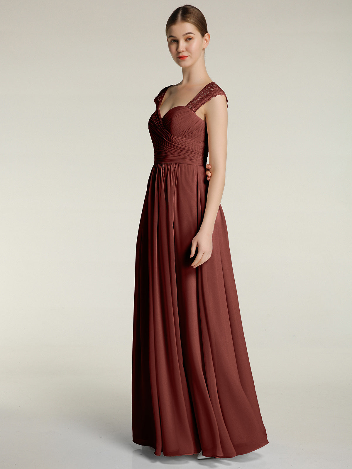 Vestidos de chiffon con escote en corazón y mangas cap de encaje Terracota