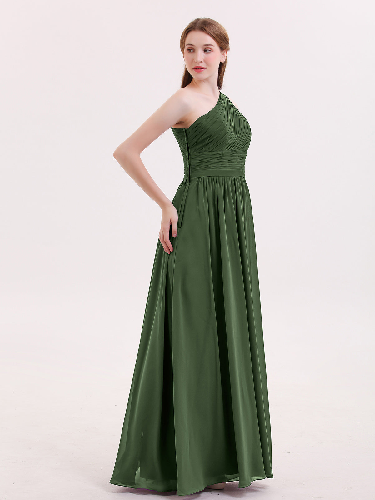 Hermosa Un Hombro Gasa Largo Vestido De Dama De Honor Verde Oliva Tallas Grandes