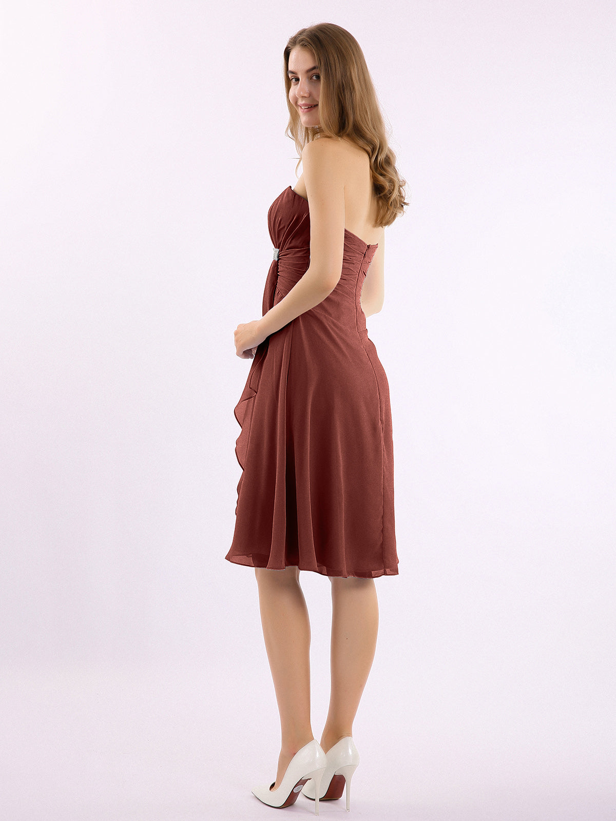 Vestido de chiffon a la altura de la rodilla con escote en corazón Terracota Tallas Grandes