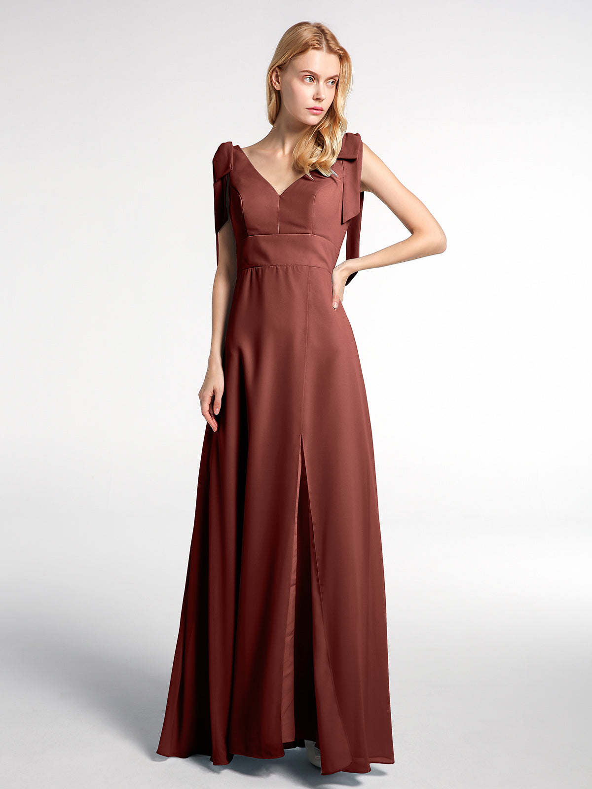 Vestido maxi de chiffon con tirantes planos y lazo con abertura frontal Terracota