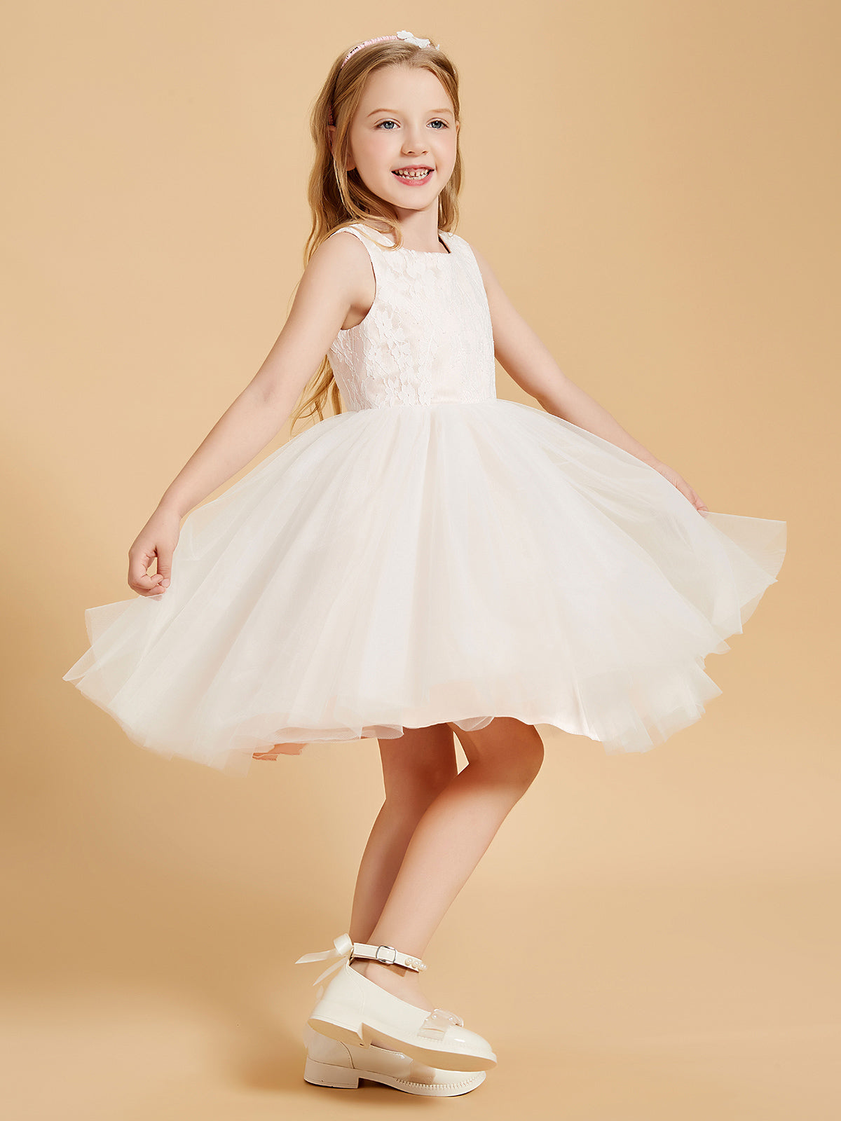 Vestidos De Niña De Las Flores Sin Mangas Con Parte Superior De Encaje