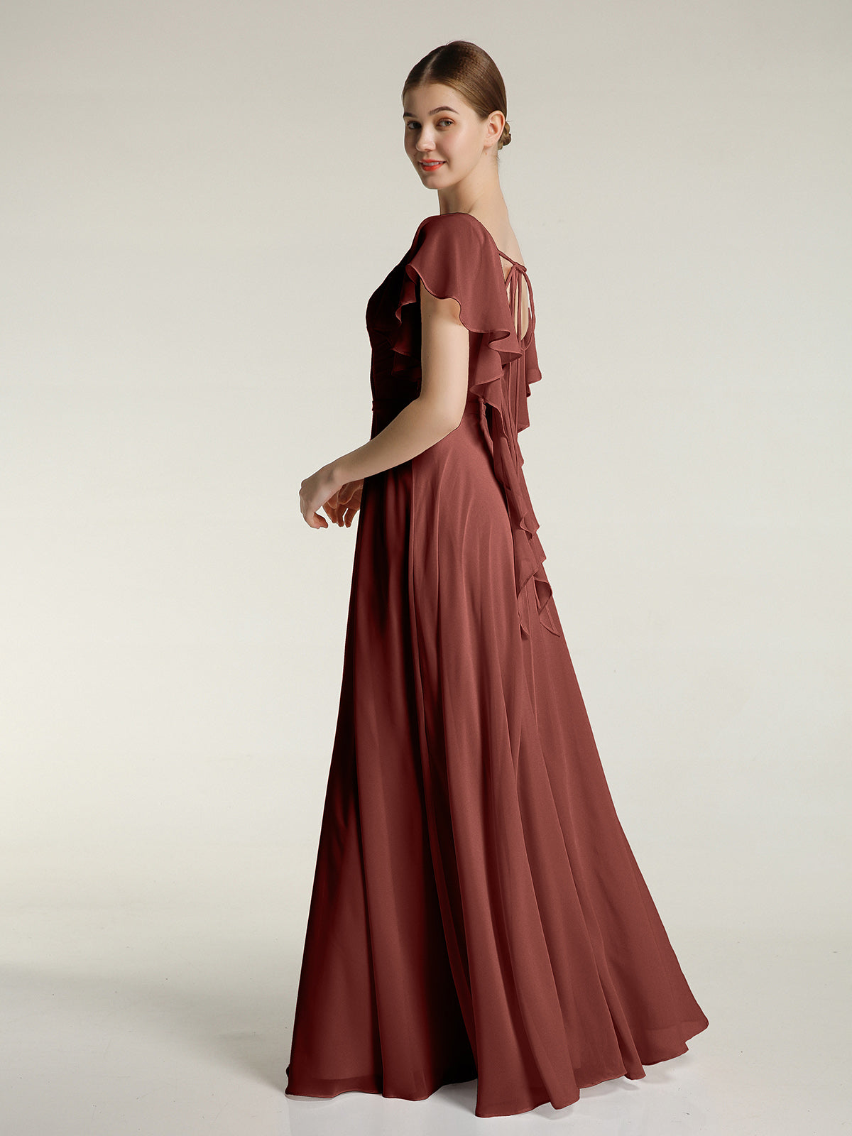 Vestidos de chiffon con escote en V y mangas cap con volantes Terracota
