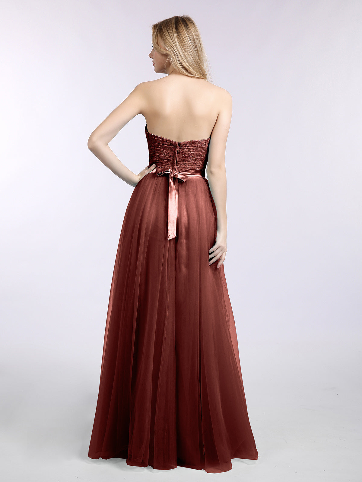 Joan Encaje Y Tul Largo Corte Con Novio Joan Terracota