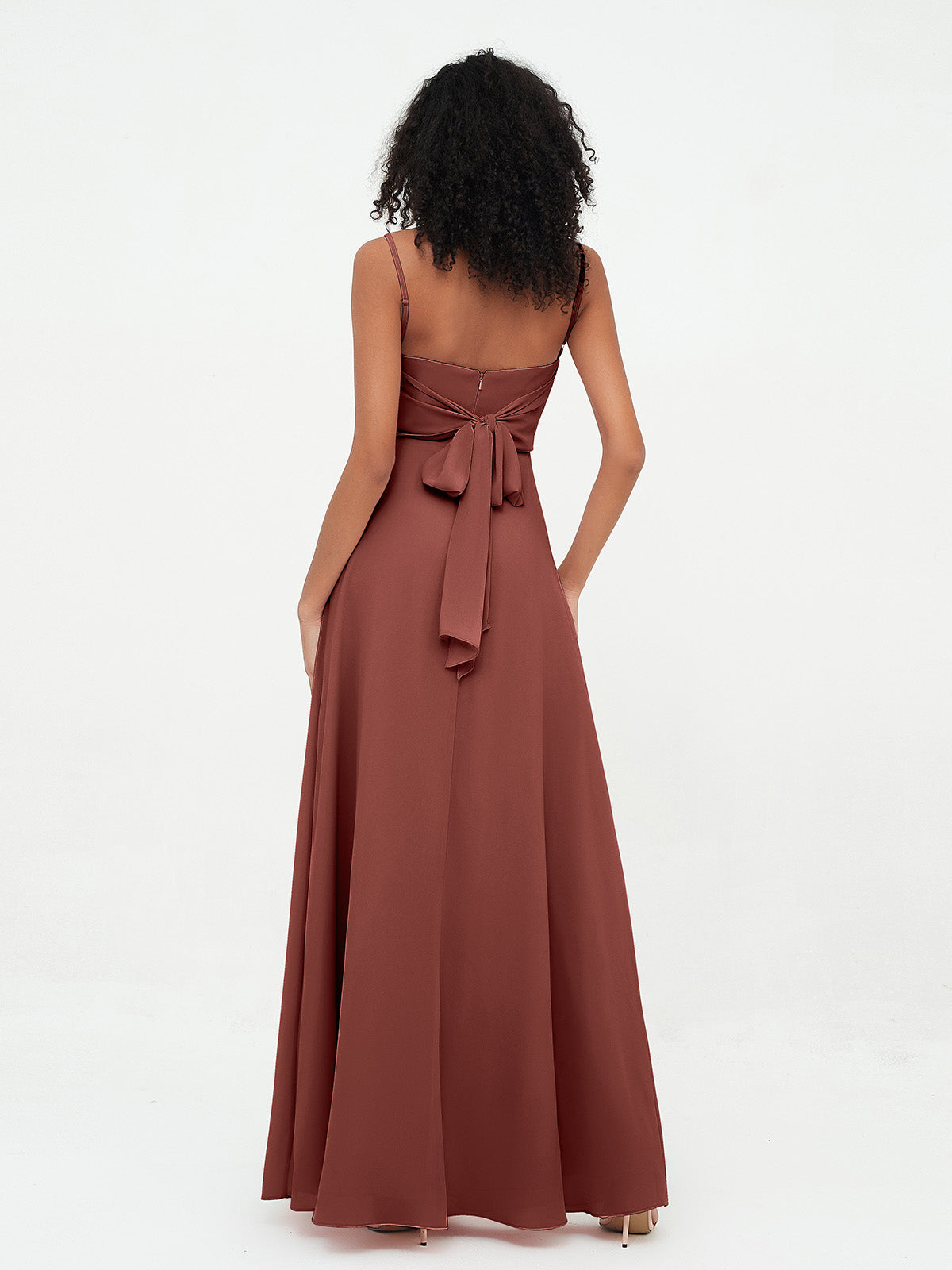 Vestidos de chiffon con tirantes spaghetti y escote en forma de corazón Terracota Tallas Grandes