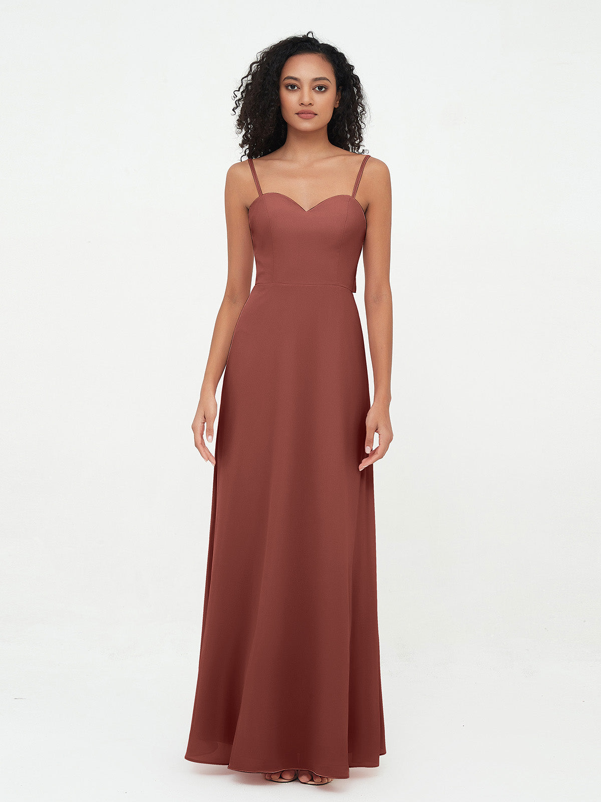 Vestidos de chiffon con tirantes spaghetti y escote en forma de corazón Terracota