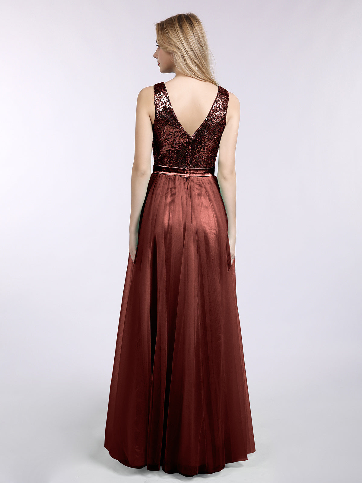 Kelly Lentejuelas Y Tul Largo Vestido Con Escote En V Terracota