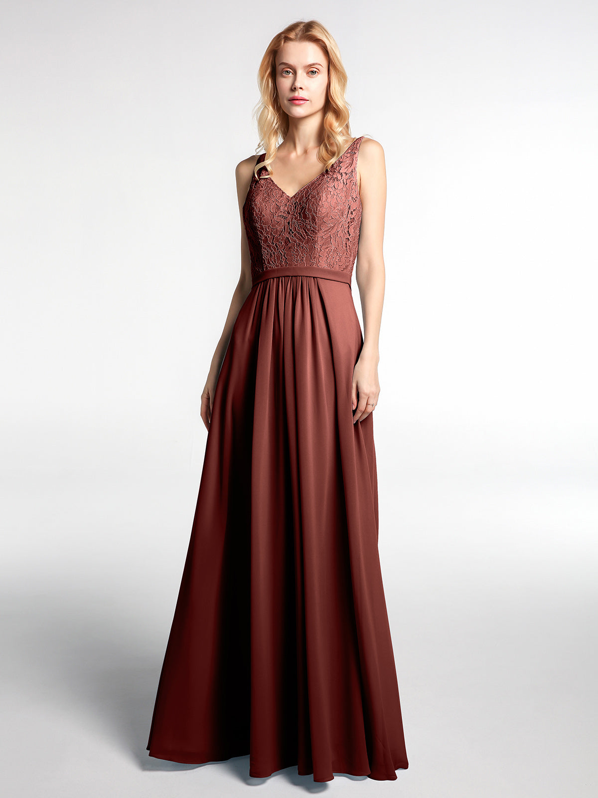 Vestido maxi con cuerpo de encaje y falda de chiffon con escote en V Terracota Tallas Grandes