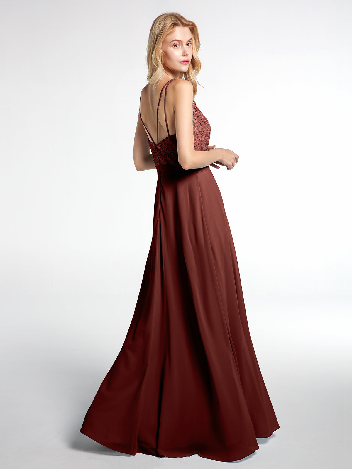 Vestido maxi con cuerpo de encaje y falda de chiffon con escote en V Terracota Tallas Grandes