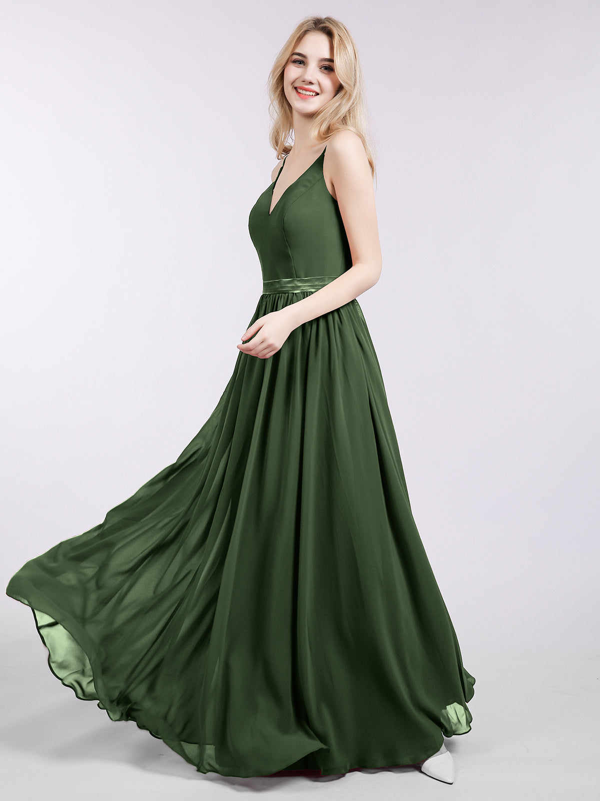 Leona Tirante Espagueti Gasa Vestido De Dama De Honor Verde Oliva Tallas Grandes