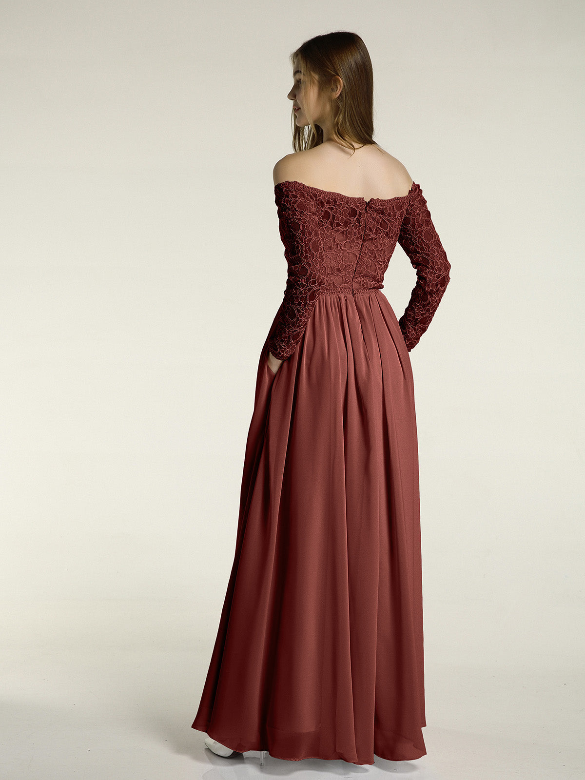 Vestidos de encaje y chiffon con mangas largas y bolsillos Terracota