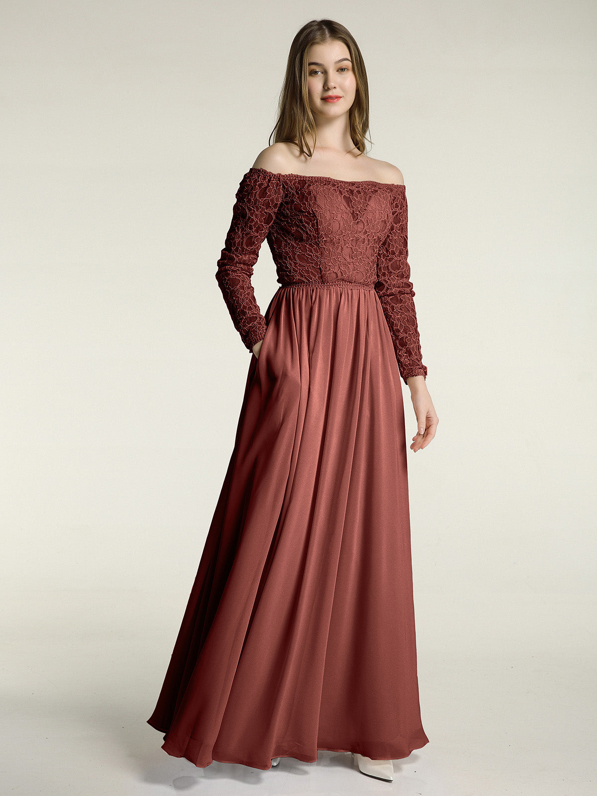 Vestidos de encaje y chiffon con mangas largas y bolsillos Terracota Tallas Grandes
