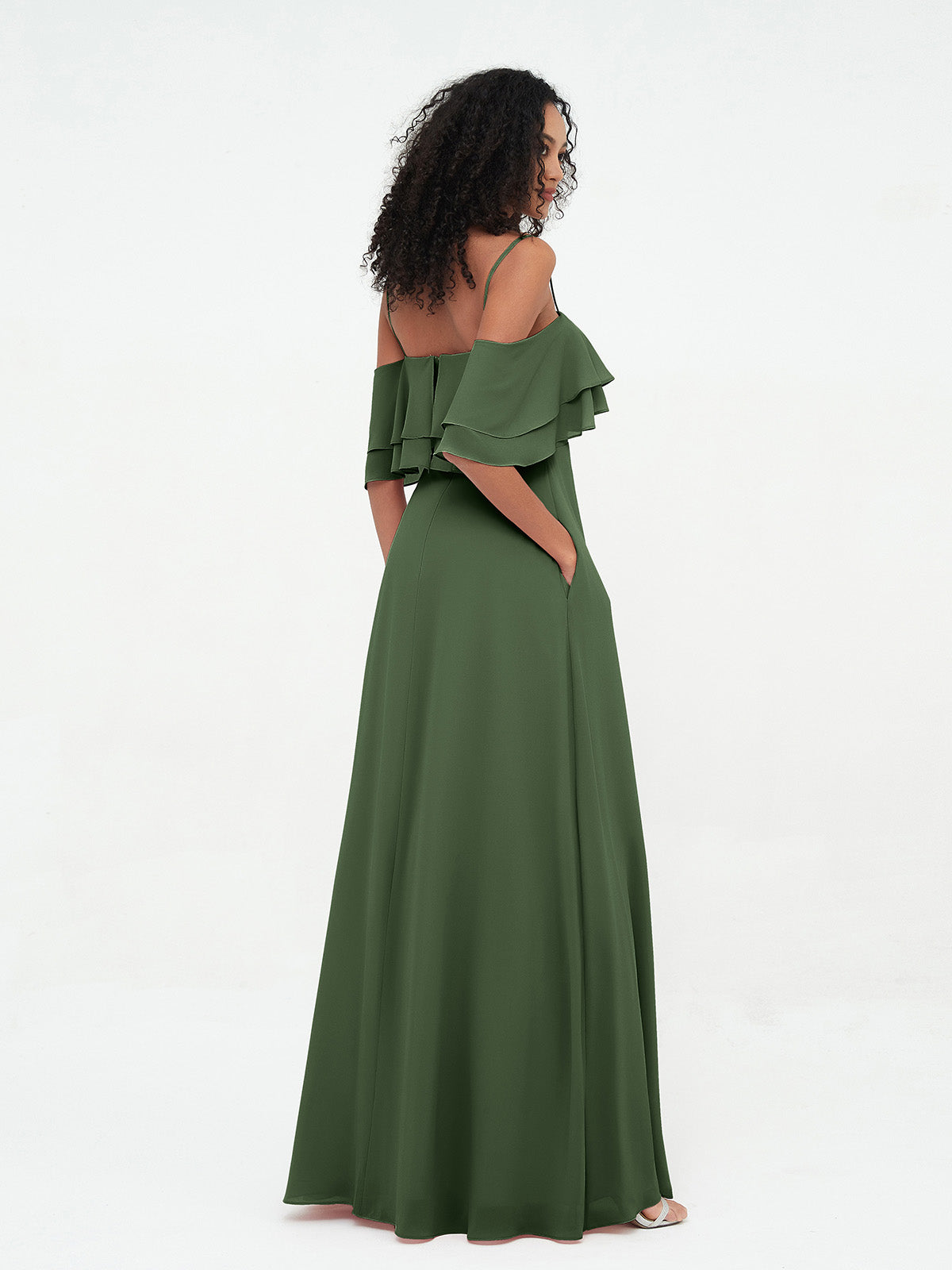 Vestidos máximos de hombros descubiertos y tirantes spaghetti Verde Oliva