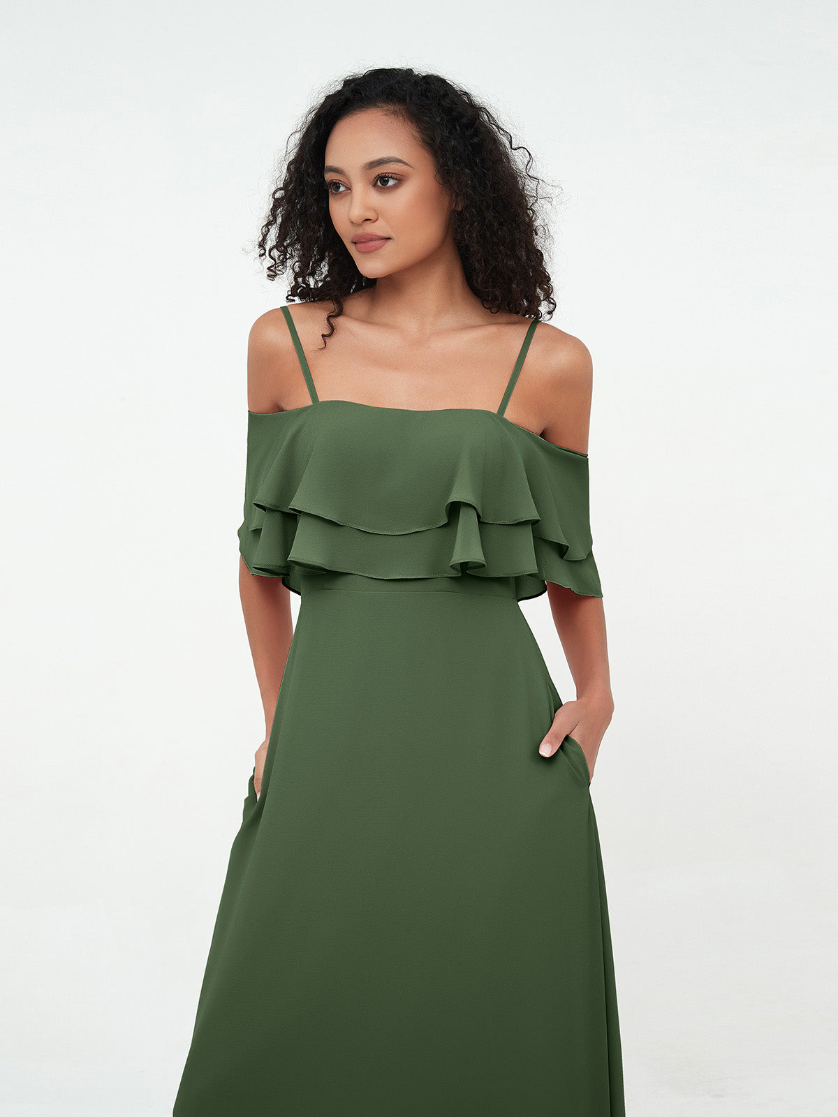 Vestidos máximos de hombros descubiertos y tirantes spaghetti Verde Oliva