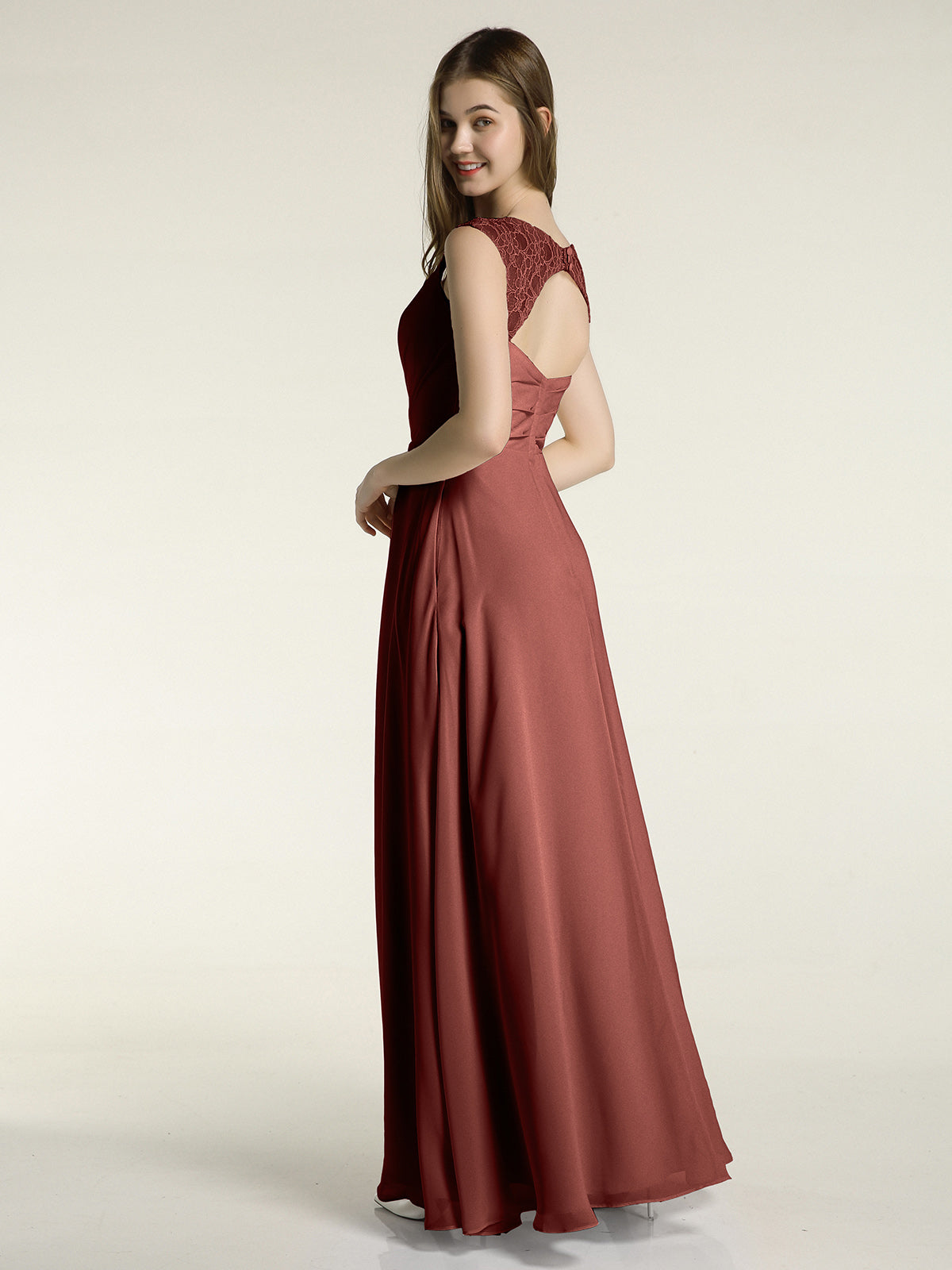 Vestidos de chiffon con tirantes de encaje y escote en V con bolsillos Terracota