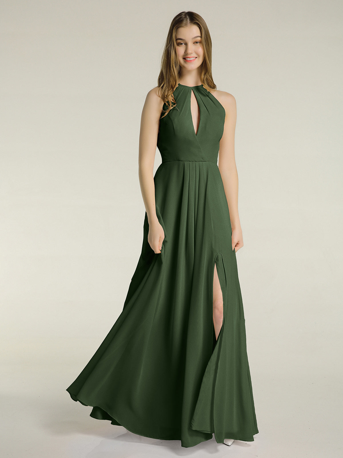 Vestidos largos de chiffon estilo halter con abertura Verde Oliva