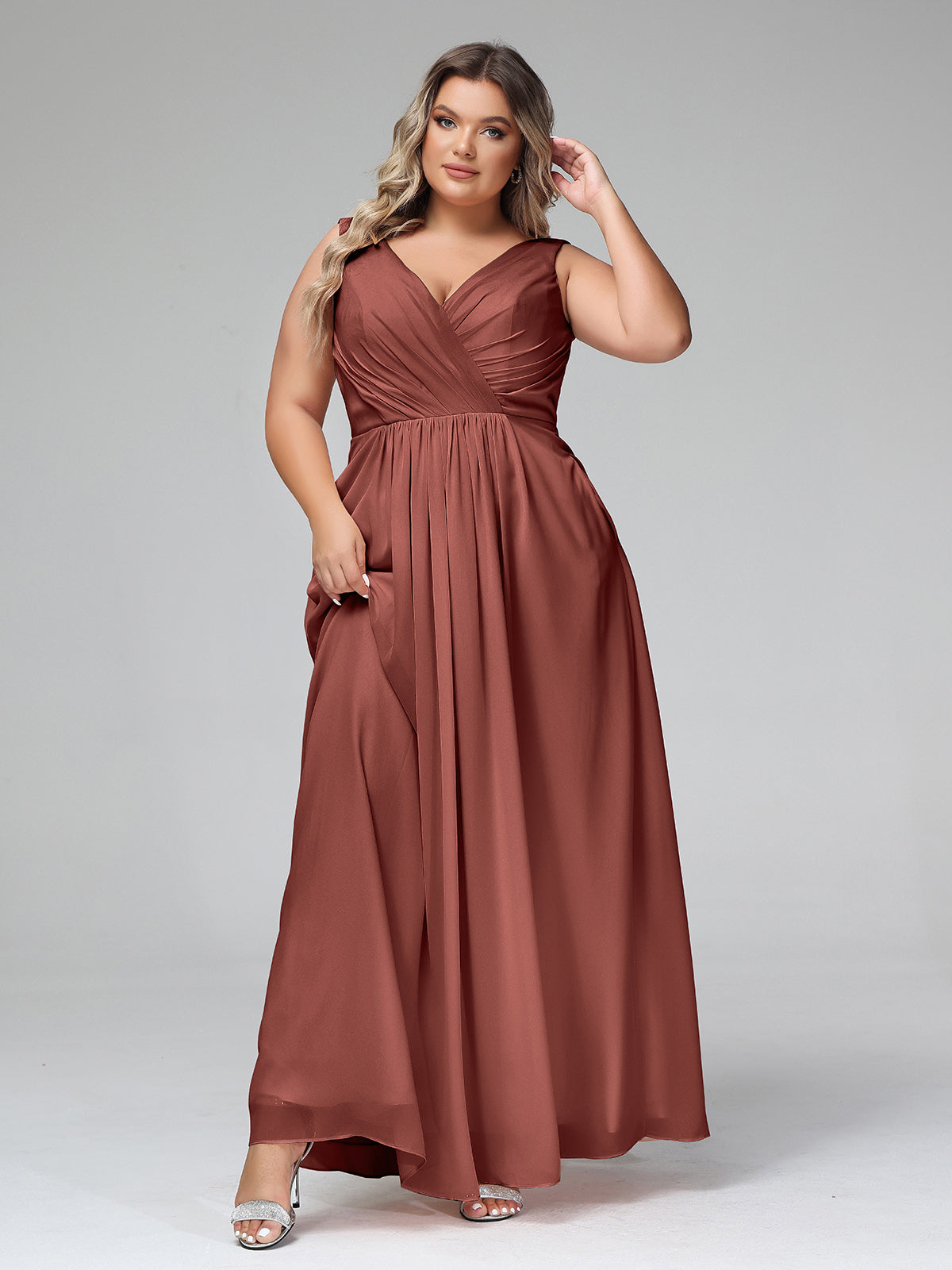 Vestidos largos de chiffon con escote en V y bolsillos Terracota Tallas Grandes