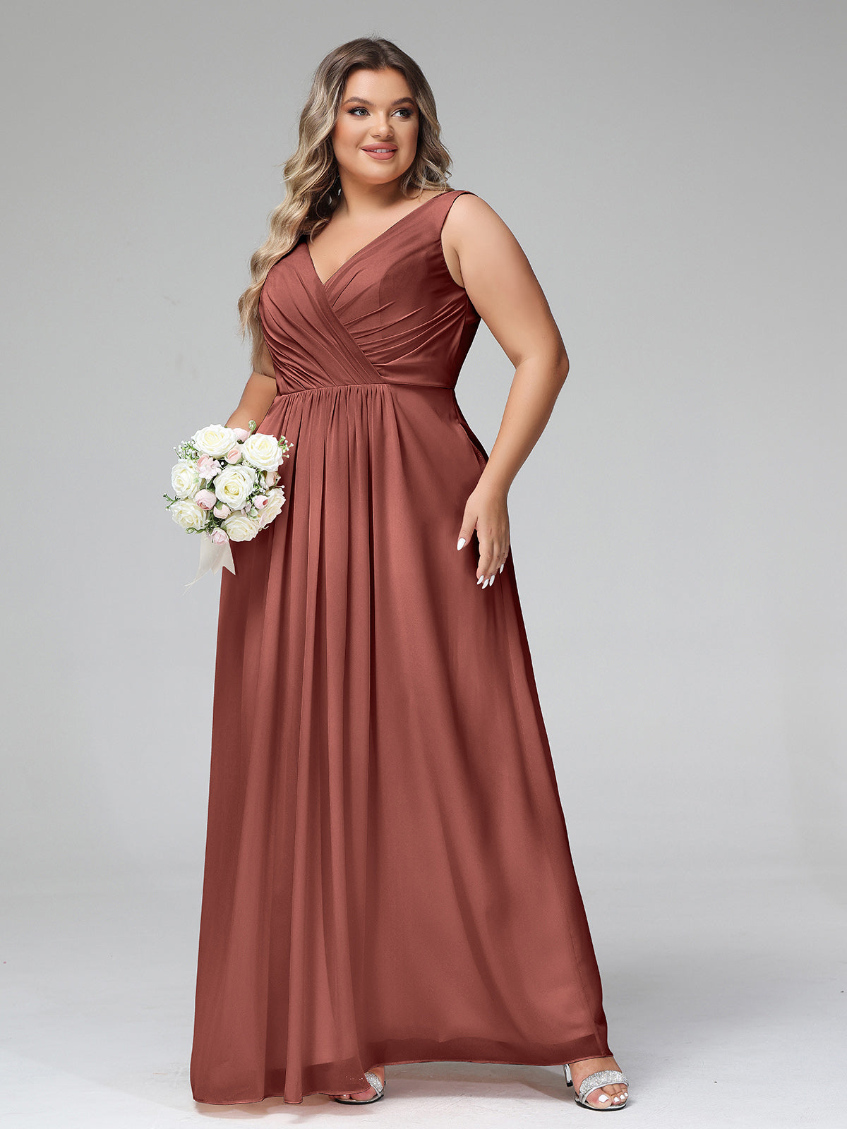 Vestidos largos de chiffon con escote en V y bolsillos Terracota Tallas Grandes