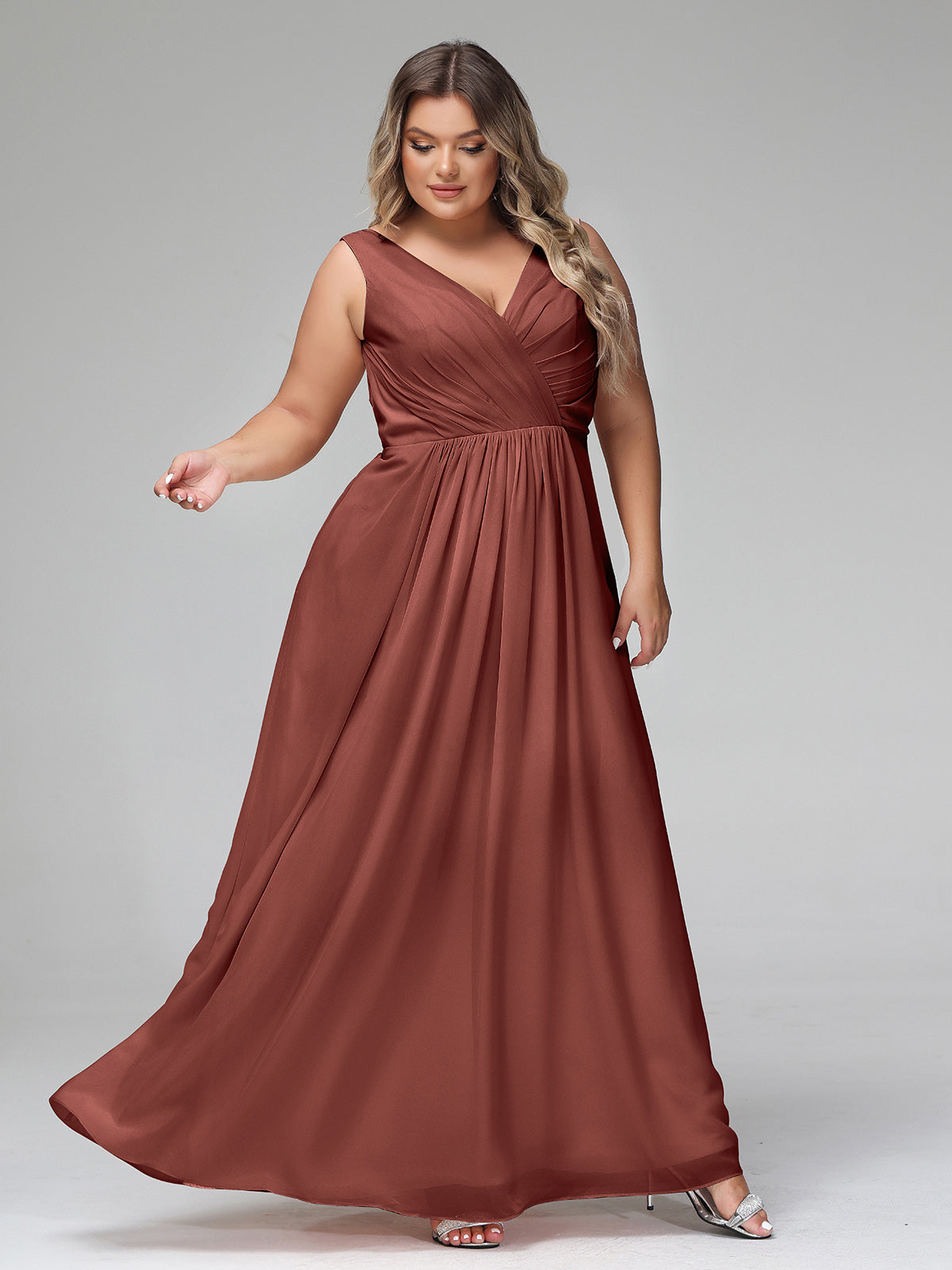 Vestidos largos de chiffon con escote en V y bolsillos Terracota Tallas Grandes