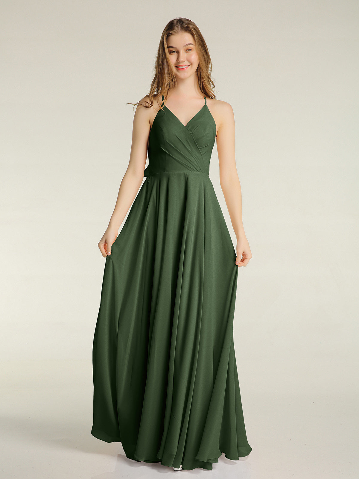 Vestidos de dama de honor de chiffon con escote en V y espalda cruzada Verde Oliva Tallas Grandes