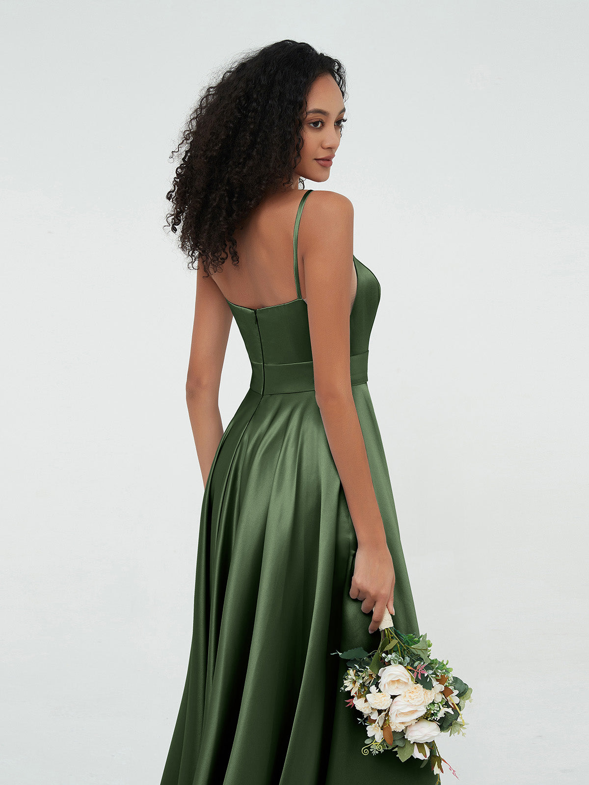 Vestidos máximos de satén estilo A-line con tirantes spaghetti Verde Oliva Tallas Grandes
