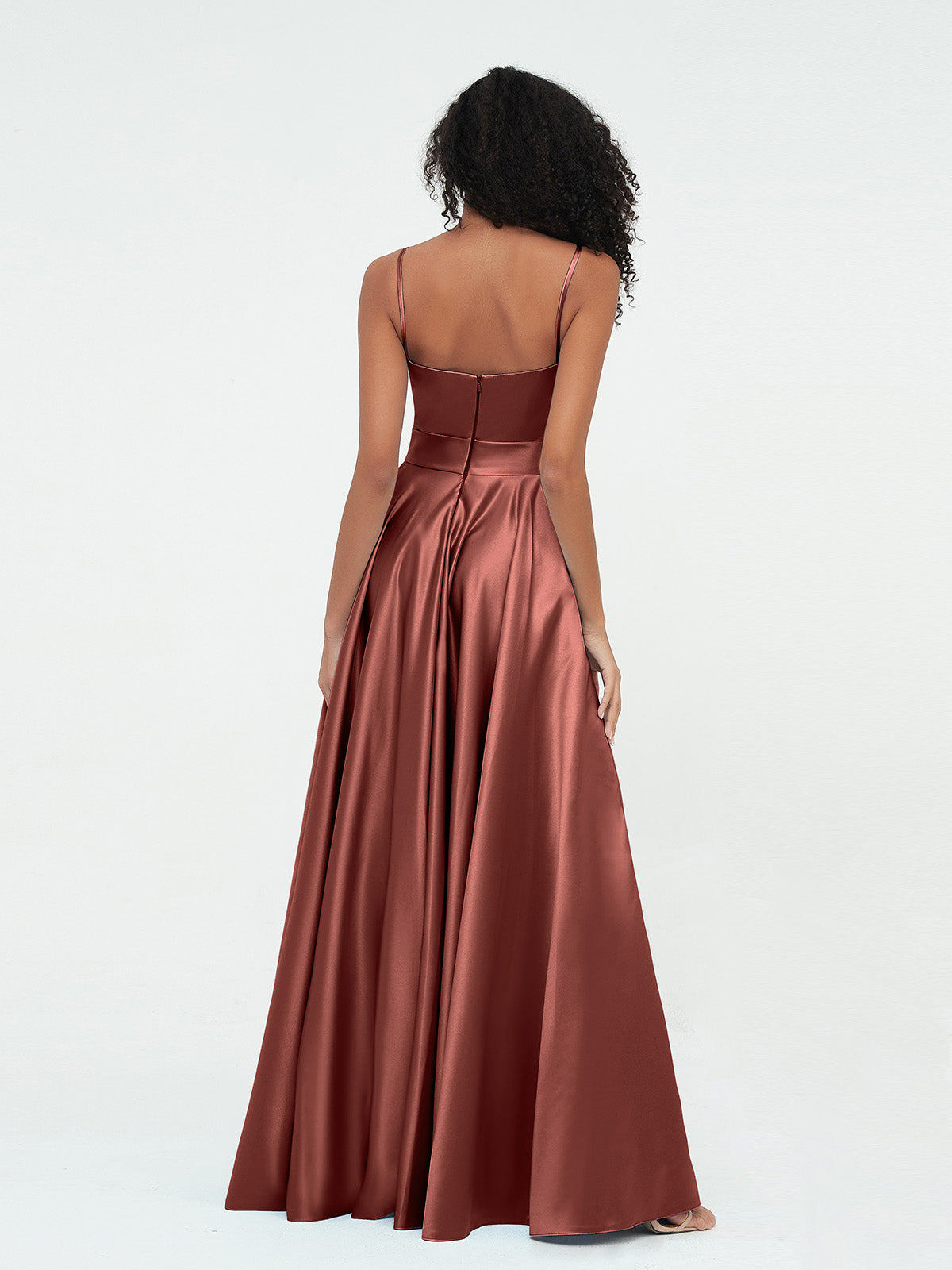 Vestidos máximos de satén estilo A-line con tirantes spaghetti Terracota Tallas Grandes