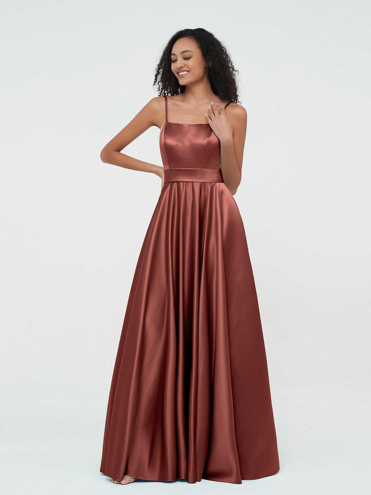 Vestidos máximos de satén estilo A-line con tirantes spaghetti Terracota