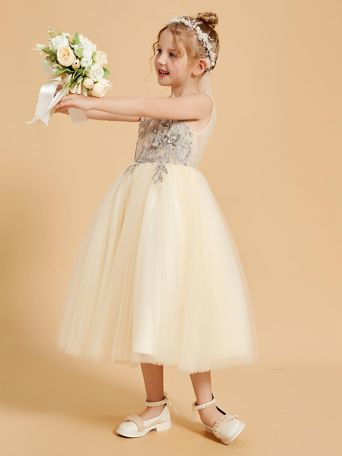 Vestidos Elegantes De NiñA De Las Flores Realzados Con Tul Y Detalles Apliques