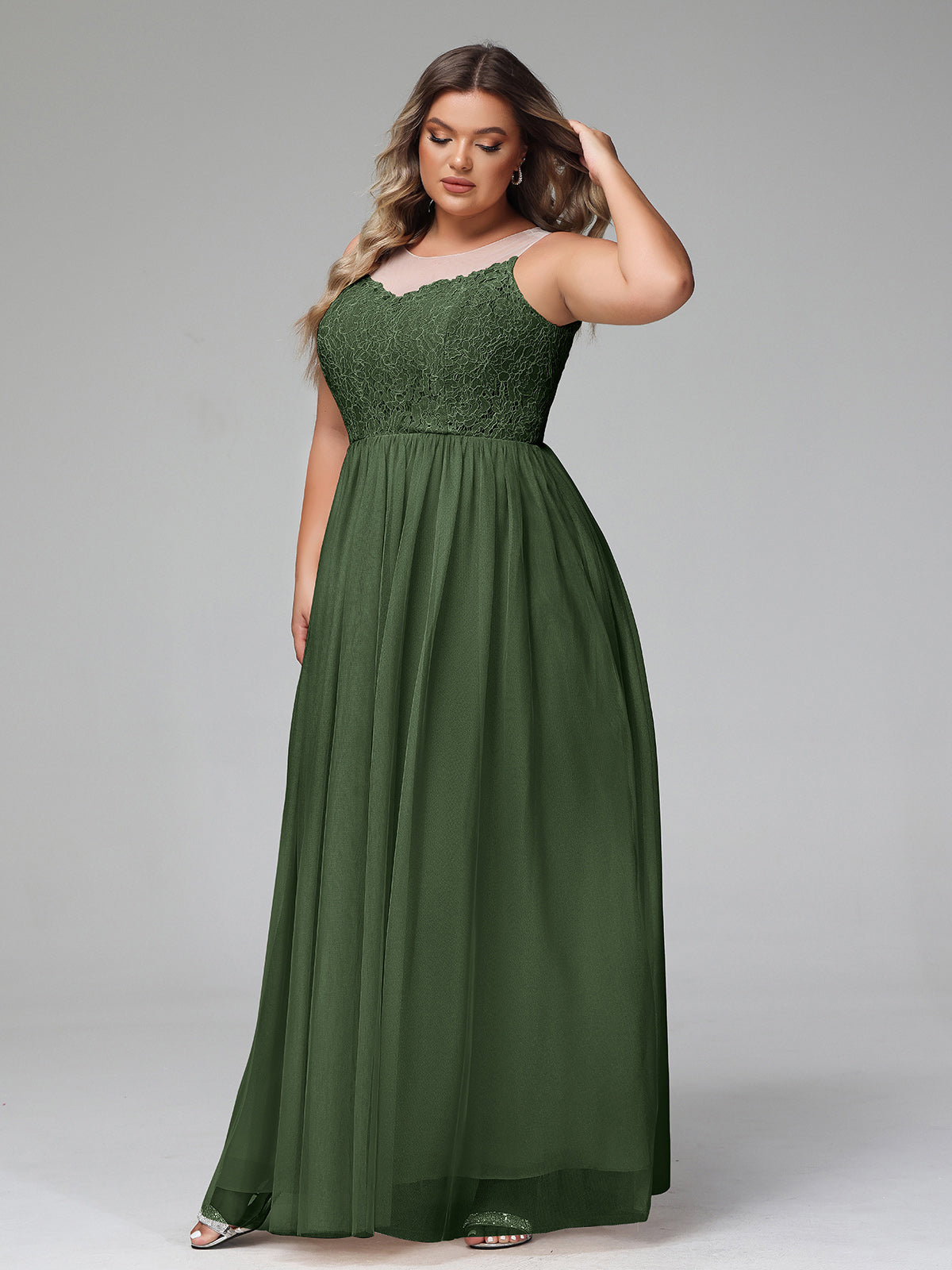 Vestido maxi de encaje y tul con escote ilusión Verde Oliva Tallas Grandes