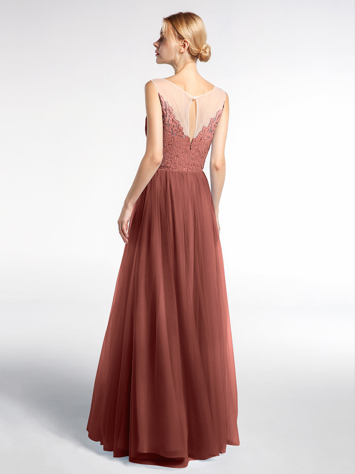Vestido maxi de encaje y tul con escote ilusión Terracota